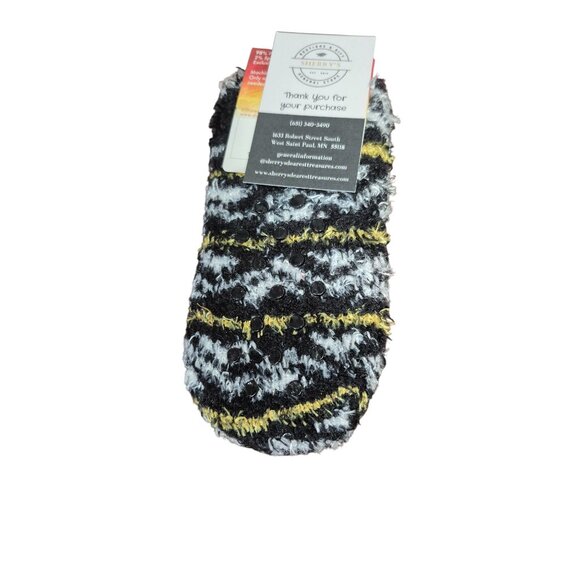 Disney The Lion King Fuzzy Non-Skid Socks With Grippers Size 10-4 - Picture 2 of 4